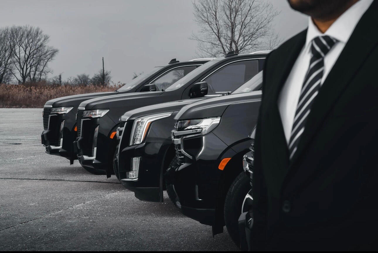 Black Wolf Limo – Luxury Service Get Your Quote in Minutes Please fill out the booking form below with all trip details.